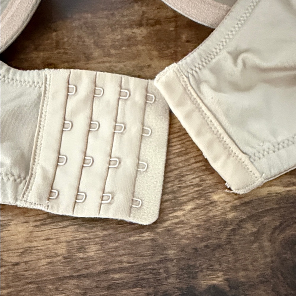 Cacique Beige Full-Coverage Bra - Picture 6 of 8